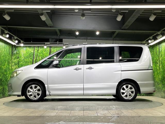 セレナ ハイウェイスター　両側電動ドア　純正ＳＤナビ　後席モニター　全周囲カメラ　禁煙車　コーナーセンサー　スマートキー　ＨＩＤヘッド　ビルトインＥＴＣ　クルコン　純正１６インチアルミ　オートライト　オートエアコン　ＣＤ（55枚目）