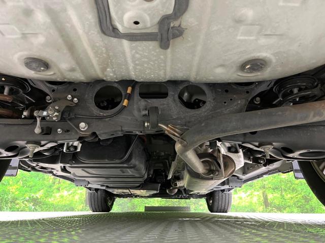 ハリアー プレミアム　サンルーフ　純正９インチナビ　レーダークルーズ　禁煙車　電動リアゲート　ハーフレザーシート　パワーシート　ドラレコ　コーナーセンサー　スマートキー　ＬＥＤヘッド　ビルトインＥＴＣ（19枚目）