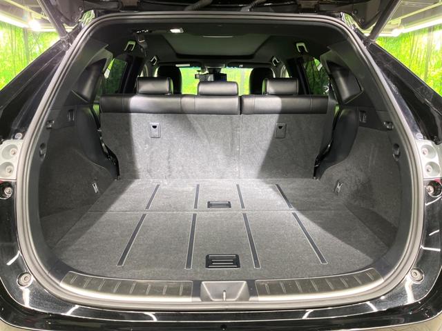 ハリアー プレミアム　サンルーフ　純正９インチナビ　レーダークルーズ　禁煙車　電動リアゲート　ハーフレザーシート　パワーシート　ドラレコ　コーナーセンサー　スマートキー　ＬＥＤヘッド　ビルトインＥＴＣ（47枚目）