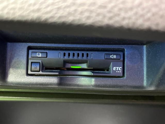 ハリアー プレミアム　サンルーフ　純正９インチナビ　レーダークルーズ　禁煙車　電動リアゲート　ハーフレザーシート　パワーシート　ドラレコ　コーナーセンサー　スマートキー　ＬＥＤヘッド　ビルトインＥＴＣ（60枚目）