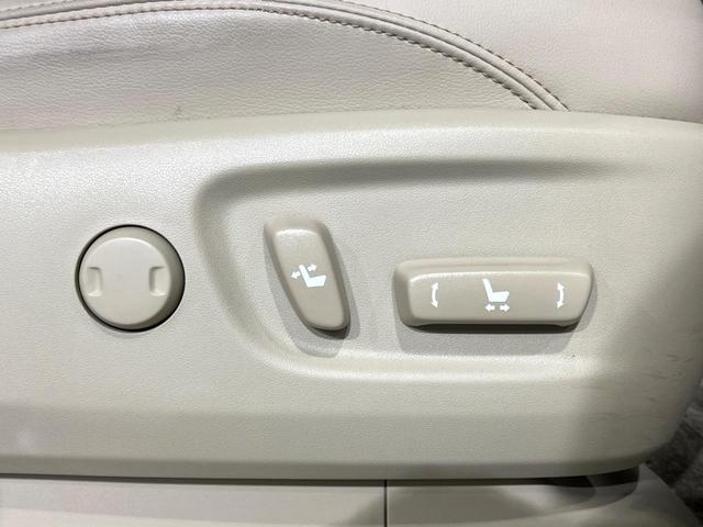 ランドクルーザープラド ＴＸ　Ｌパッケージ　マットブラックエディション　４ＷＤ　ＢＩＧ－Ｘ９型ナビ　７人乗り　サンルーフ　衝突被害軽減システム　レーダークルーズ　禁煙車　レザーシート　コーナーセンサー　スマートキー　ＬＥＤヘッド　ビルトインＥＴＣ　純正１９インチアルミ（6枚目）