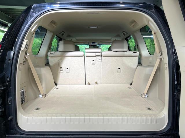 ランドクルーザープラド ＴＸ　Ｌパッケージ　マットブラックエディション　４ＷＤ　ＢＩＧ－Ｘ９型ナビ　７人乗り　サンルーフ　衝突被害軽減システム　レーダークルーズ　禁煙車　レザーシート　コーナーセンサー　スマートキー　ＬＥＤヘッド　ビルトインＥＴＣ　純正１９インチアルミ（11枚目）