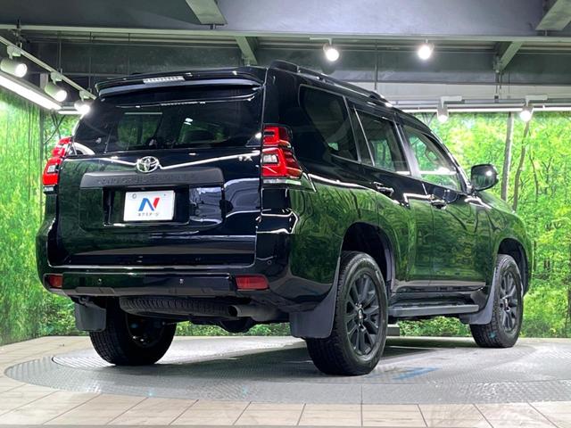 ランドクルーザープラド ＴＸ　Ｌパッケージ　マットブラックエディション　４ＷＤ　ＢＩＧ－Ｘ９型ナビ　７人乗り　サンルーフ　衝突被害軽減システム　レーダークルーズ　禁煙車　レザーシート　コーナーセンサー　スマートキー　ＬＥＤヘッド　ビルトインＥＴＣ　純正１９インチアルミ（18枚目）
