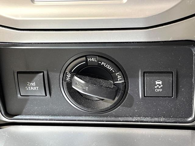 ランドクルーザープラド ＴＸ　Ｌパッケージ　マットブラックエディション　４ＷＤ　ＢＩＧ－Ｘ９型ナビ　７人乗り　サンルーフ　衝突被害軽減システム　レーダークルーズ　禁煙車　レザーシート　コーナーセンサー　スマートキー　ＬＥＤヘッド　ビルトインＥＴＣ　純正１９インチアルミ（42枚目）