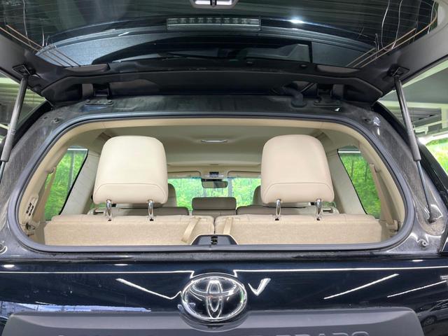 ランドクルーザープラド ＴＸ　Ｌパッケージ　マットブラックエディション　４ＷＤ　ＢＩＧ－Ｘ９型ナビ　７人乗り　サンルーフ　衝突被害軽減システム　レーダークルーズ　禁煙車　レザーシート　コーナーセンサー　スマートキー　ＬＥＤヘッド　ビルトインＥＴＣ　純正１９インチアルミ（52枚目）