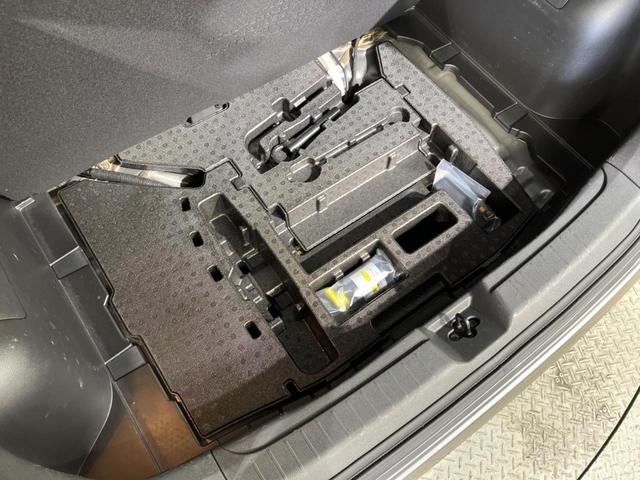 ノート X SDナビ バックカメラ 衝突被害軽減システム 禁煙車 コーナーセンサー スマートキー LEDヘッド ETC オートハイビーム 車線逸脱警報 オートライト オートエアコン Bluetooth(45枚目)