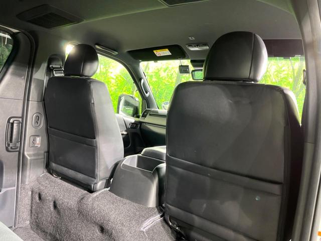 ハイエースバン スーパーＧＬ　ダークプライムＩＩ　衝突被害軽減システム　禁煙車　ハーフレザーシート　ドラレコ　コーナーセンサー　スマートキー　ＬＥＤヘッド　ＥＴＣ２．０　純正１８インチアルミ　オートハイビーム　車線逸脱警報　オートライト（23枚目）