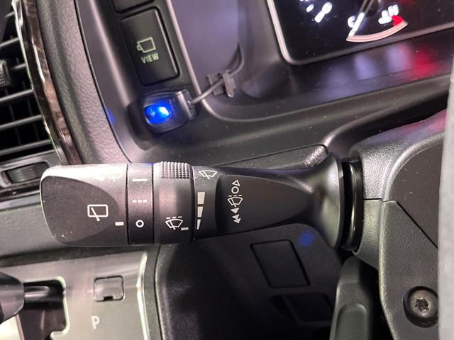 ハイエースバン スーパーＧＬ　ダークプライムＩＩ　衝突被害軽減システム　禁煙車　ハーフレザーシート　ドラレコ　コーナーセンサー　スマートキー　ＬＥＤヘッド　ＥＴＣ２．０　純正１８インチアルミ　オートハイビーム　車線逸脱警報　オートライト（30枚目）