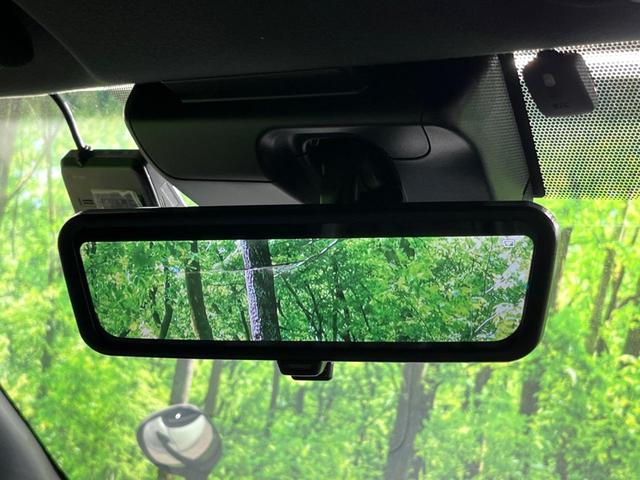 ハイエースバン スーパーＧＬ　ダークプライムＩＩ　衝突被害軽減システム　禁煙車　ハーフレザーシート　ドラレコ　コーナーセンサー　スマートキー　ＬＥＤヘッド　ＥＴＣ２．０　純正１８インチアルミ　オートハイビーム　車線逸脱警報　オートライト（32枚目）