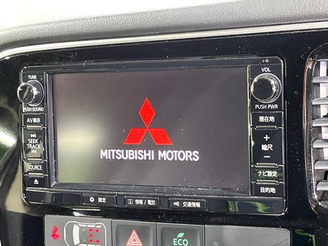 �y�����i�r�z�l�C�̏����i�r�𑕔����Ă���܂��B�i�r�̎g���₷���͂������A�I�[�f�B�I�@�\���[���I�L�����v�◷�s�͂������A�ʋ΂┃�����ȂǕ��i�̃h���C�u���y�����Ȃ�͂���