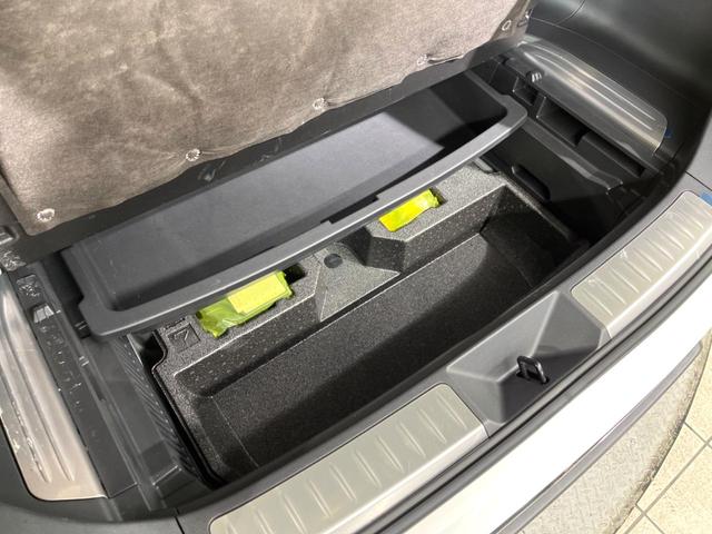 ハリアーハイブリッド Ｚ　全周囲カメラ　ＪＢＬサウンド　衝突被害軽減システム　レーダークルーズ　禁煙車　電動リアゲート　ハーフレザーシート　パワーシート　ドラレコ　コーナーセンサー　スマートキー　ＬＥＤヘッド　ＥＴＣ２．０（50枚目）