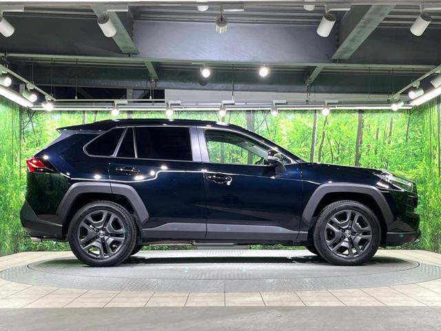 ＲＡＶ４ ハイブリッドアドベンチャー　サンルーフ　純正ＤＡ　４ＷＤ　全周囲カメラ　衝突被害軽減システム　レーダークルーズ　電動リアゲート　シートエアコン　パワーシート　コーナーセンサー　ＬＥＤヘッド　ルーフレール　ＥＴＣ２．０（68枚目）
