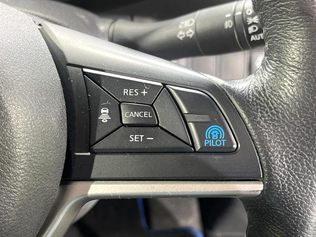 �y�v���p�C���b�g�z�������H�ł̒��������s���y�ɁI�I�a�؎��Ə��񑖍s�̃V�[���ŁA�A�N�Z���E�u���[�L�E�X�e�A�����O�������Ő��䂵�A�������^�]�̕��S���y�����Ă���܂���