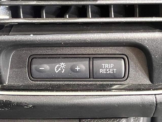 セレナ ハイウェイスター　ＶセレクションＩＩ　両側電動ドア　ＳＤナビ　後席モニター　全周囲カメラ　衝突被害軽減システム　レーダークルーズ　禁煙車　ドラレコ　コーナーセンサー　スマートキー　ＬＥＤヘッド　ビルトインＥＴＣ　純正１７インチアルミ（34枚目）