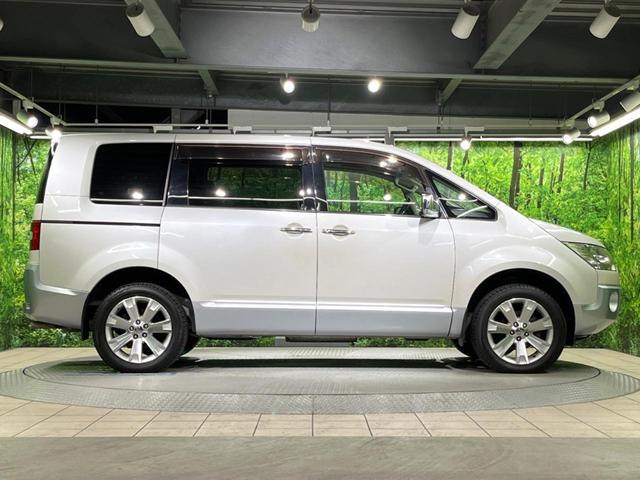 デリカＤ：５ シャモニー　４ＷＤ　フリップダウンモニター　純正ナビ　バックカメラ　両側パワースライドドア　スマートキー　シートヒーター　ＥＴＣ　ドライブレコーダー　パドルシフト　オートエアコン（59枚目）