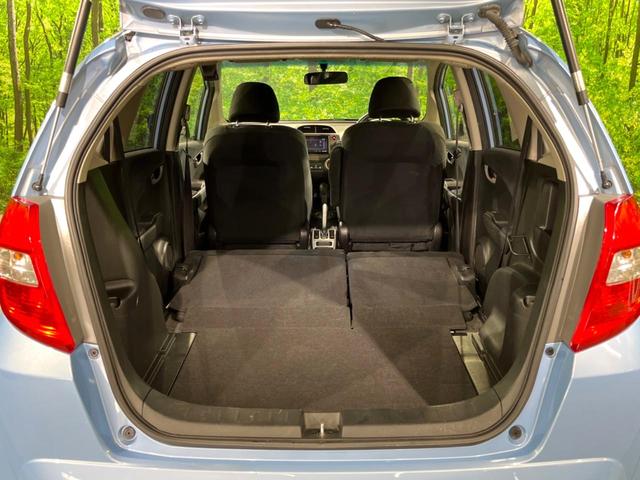 フィット 13G・スマートセレクション ファインスタイル ナビ バックカメラ オートエアコン スマートキー ETC 純正14インチスチールホイール オートライト bluetooth(10枚目)