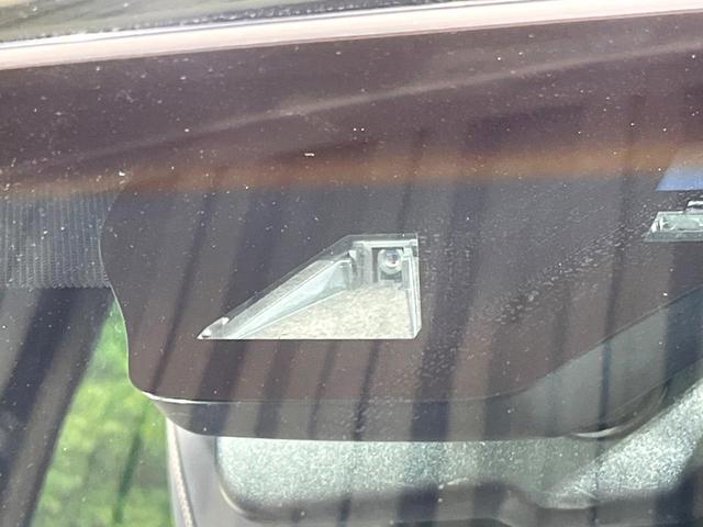 ハリアー プレミアム SDナビ バックカメラ 衝突被害軽減システム 禁煙車 電動リアゲート パワーシート ドラレコ スマートキー LEDヘッド ビルトインETC 純正18インチアルミ オートハイビーム 車線逸脱警報(21枚目)