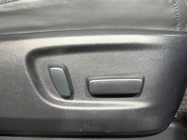 アルファード ２．５Ｓ　Ｃパッケージ　１０．５インチＴコネクトナビ　１３インチリアエンター／デジタルインナーミラー　全周囲カメラ　ＴＲＤエアロ　両側電動ドア　レーダークルーズ　電動リアゲート　セーフティセンス　パワーシート（25枚目）