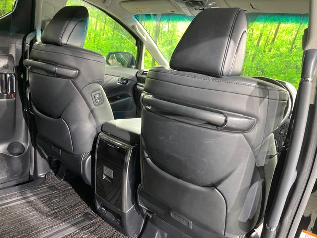 アルファード ２．５Ｓ　Ｃパッケージ　１０．５インチＴコネクトナビ　１３インチリアエンター／デジタルインナーミラー　全周囲カメラ　ＴＲＤエアロ　両側電動ドア　レーダークルーズ　電動リアゲート　セーフティセンス　パワーシート（33枚目）