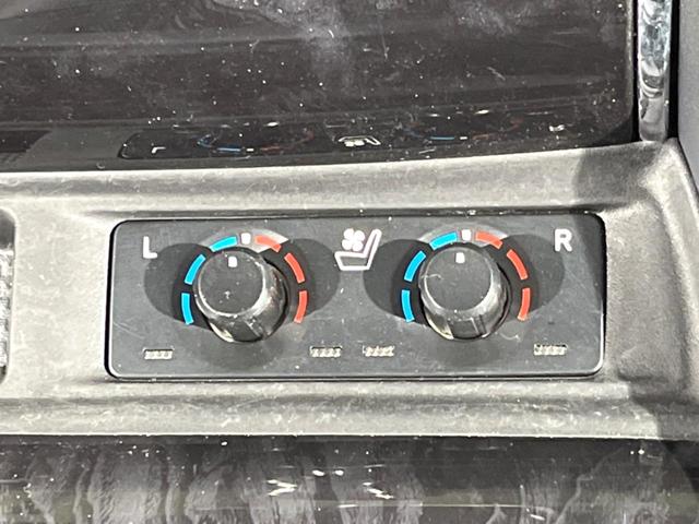 アルファード ２．５Ｓ　Ｃパッケージ　１０．５インチＴコネクトナビ　１３インチリアエンター／デジタルインナーミラー　全周囲カメラ　ＴＲＤエアロ　両側電動ドア　レーダークルーズ　電動リアゲート　セーフティセンス　パワーシート（50枚目）