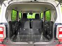 後席を格納すると、これだけの広さが！シーンに合わせたシートアレンジで、大きな荷物も積むことが出来ます♪