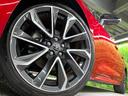 【18インチアルミホイール】外観にマッチしたアルミホイールを装着しております。各種アルミホイールや、スタッドレスタイヤも取扱いしております。是非ご相談ください♪