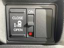 N-BOXカスタム ベースグレード 電動スライドドア 衝突被害軽減システム 禁煙車 コーナーセンサー スマートキー LEDヘッド 純正14インチアルミ 車線逸脱警報 オートライト オートエアコン 中古車画像_3