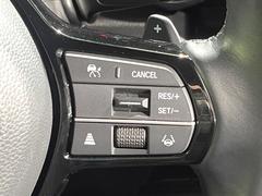 �ڥ����ץƥ��֥��롼������ȥ�����۹�®ƻϩ�Ǥ�Ĺ��Υ���Ԥ��ڤˡ�����ư��®�٤��ݤĥ��롼������ȥ����뤬�����ͷڸ������ƥ��Ϣ�Ȥ��������μ�ξ���Τ��Ƽִ֤��ݤĤ褦��®��Ĵ�ᤷ�Ƥ���ޤ����� 7