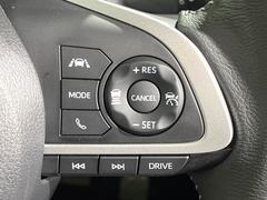 �ڥ����ץƥ��֥��롼������ȥ�����۹�®ƻϩ�Ǥ�Ĺ��Υ���Ԥ��ڤˡ�����ư��®�٤��ݤĥ��롼������ȥ����뤬�����ͷڸ������ƥ��Ϣ�Ȥ��������μ�ξ���Τ��Ƽִ֤��ݤĤ褦��®��Ĵ�ᤷ�Ƥ���ޤ����� 4