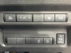 �ڥϥ󥺥ե꡼��ǽ�դ�ξ¦�ѥ���饤�ɥɥ��ۥ��饤�ɥɥ��β���­�������Ƥ��������ȡ���ưŪ�˥��饤�ɥɥ������Ĥ��ޤ�����ʪ��ξ�꤬�դ����ä����֤Ǥ⡢�ɥ��γ��Ĥ��Ǥ��ƤȤäƤ������� 7