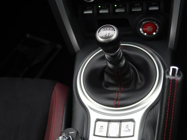 STI スポーツ 後期F型 6速MT 純正ナビ バックカメラ クルーズコントロール シートヒーター フルセグ LEDヘッド LEDライナー ETC スマートキー BLITZ製タワーバー BLITZ製インテークパイプ(8枚目)