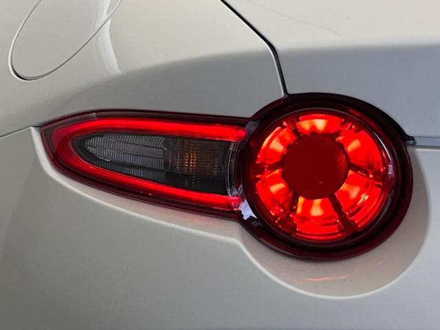 ロードスター Sスペシャルパッケージ BOSEサウンドシステム セーフティパッケージ マツダコネクトナビ バックカメラ ブラインドスポットモニタリング クルーズコントロール シートヒーター 6速マニュアル LEDヘッドライト ETC(31枚目)