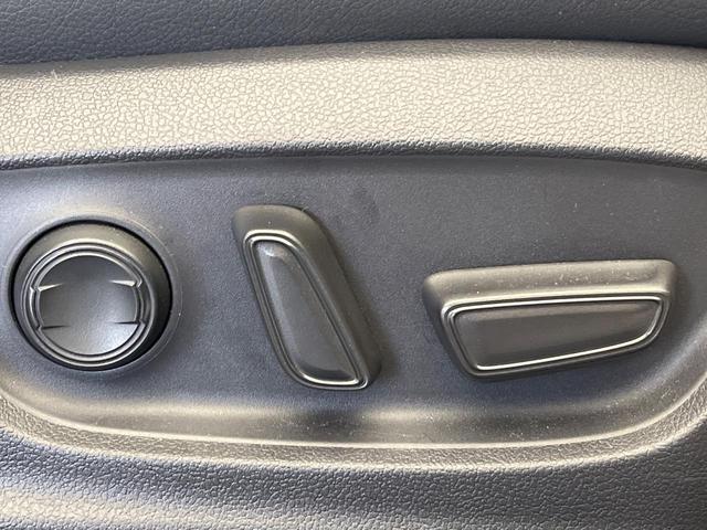 カムリ WS Tコネクトナビ ブラインドスポットモニター バックカメラ 純正OP18インチアルミホイール レーダークルーズコントロール プリクラッシュセーフティ オートブレーキホールド パワーシート ETC(12枚目)