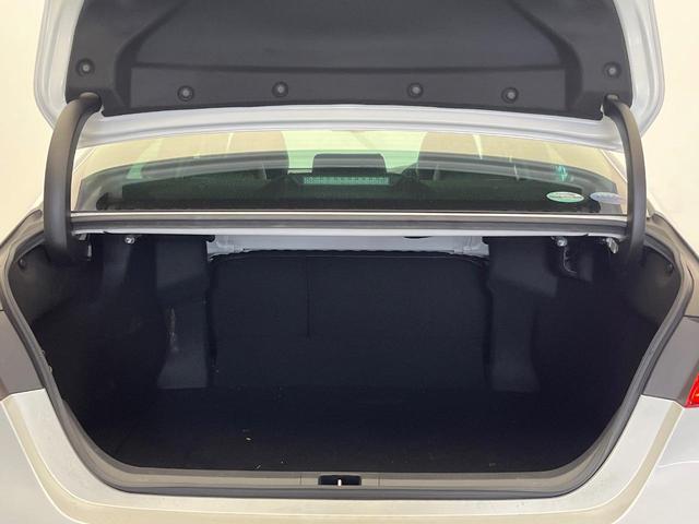 カムリ WS Tコネクトナビ ブラインドスポットモニター バックカメラ 純正OP18インチアルミホイール レーダークルーズコントロール プリクラッシュセーフティ オートブレーキホールド パワーシート ETC(13枚目)