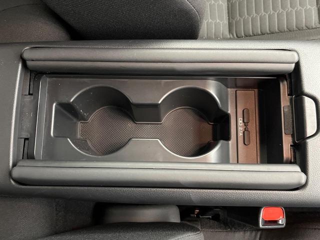 GR86 RC 6MT 禁煙車 純正9型ナビ バックカメラ GRエアロスタビライジングカバー ETC 純正革巻きステアリング 左右独立型フルオートエアコン スマートキー LEDヘッドライト(57枚目)