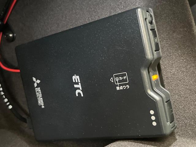 ＭＡＺＤＡ６セダン ２５Ｓ　Ｌパッケージ　全周囲カメラ　ＢＯＳＥサウンドシステム　マツダコネクト　レーダークルーズコントロール　ドラレコ　ＥＴＣ　純正１９インチアルミホイール　シートヒーター　パワーシート　ＬＥＤヘッドライト（8枚目）