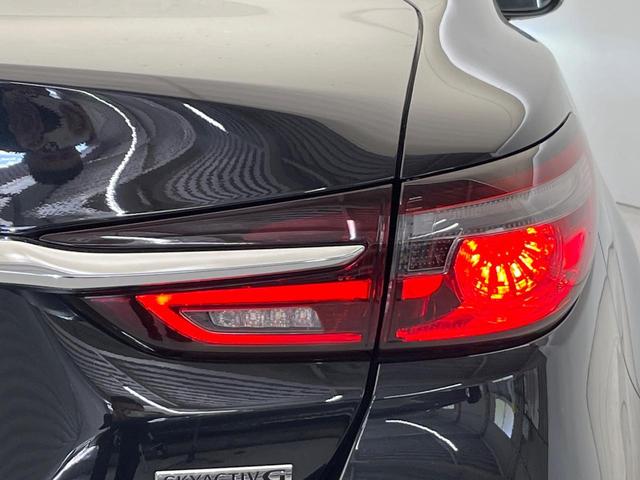 ＭＡＺＤＡ６セダン ２５Ｓ　Ｌパッケージ　全周囲カメラ　ＢＯＳＥサウンドシステム　マツダコネクト　レーダークルーズコントロール　ドラレコ　ＥＴＣ　純正１９インチアルミホイール　シートヒーター　パワーシート　ＬＥＤヘッドライト（22枚目）