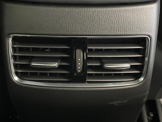 ＭＡＺＤＡ６セダン ２５Ｓ　Ｌパッケージ　全周囲カメラ　ＢＯＳＥサウンドシステム　マツダコネクト　レーダークルーズコントロール　ドラレコ　ＥＴＣ　純正１９インチアルミホイール　シートヒーター　パワーシート　ＬＥＤヘッドライト（35枚目）