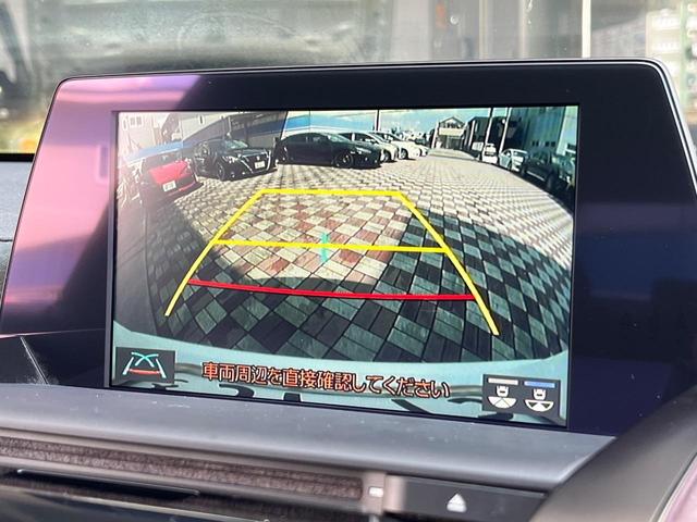 クラウンハイブリッド ＲＳアドバンス　禁煙　前期　テラロッサシート　セーフティセンス　ＢＳＭ　３眼ＬＥＤヘッドライト　純正１８インチＡＷ　ＨＵＤ　革巻ステアリング　パドルシフト　シートメモリー　スマートキー　スーパーライブサウンド（7枚目）