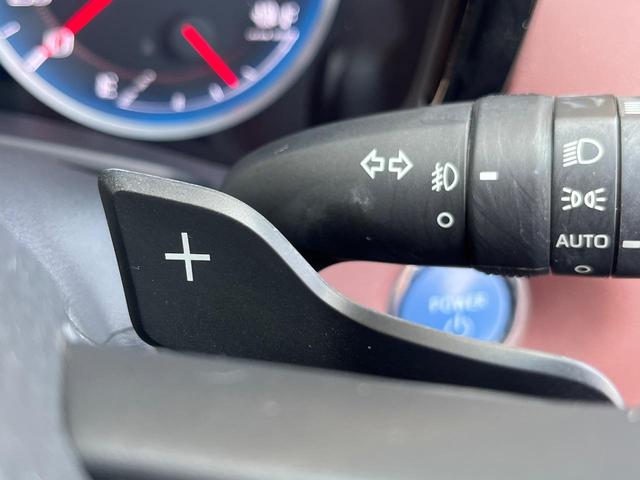 クラウンハイブリッド ＲＳアドバンス　禁煙　前期　テラロッサシート　セーフティセンス　ＢＳＭ　３眼ＬＥＤヘッドライト　純正１８インチＡＷ　ＨＵＤ　革巻ステアリング　パドルシフト　シートメモリー　スマートキー　スーパーライブサウンド（25枚目）