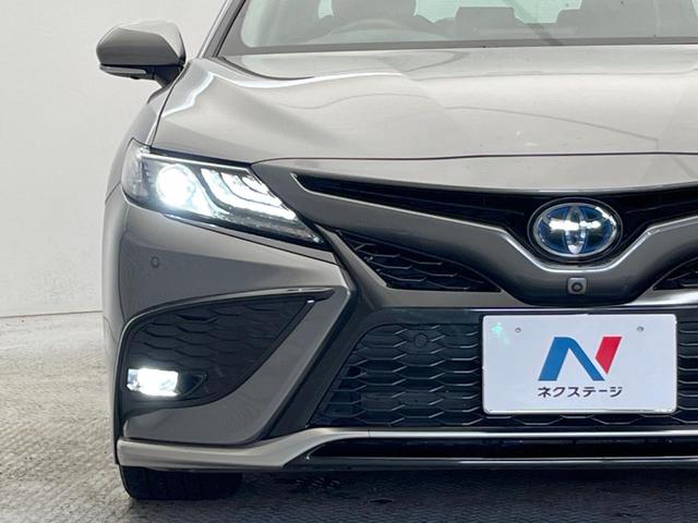 カムリ ＷＳレザーパッケージ　禁煙車　後期　セーフティセンス　ＢＳＭ　パノラミックビューモニター　ＬＥＤヘッドライト　純正１８インチＡＷ　カラーＨＵＤ　電動チルトテレスコピック　黒革　パワーシート　シートヒーター　スマートキー（47枚目）