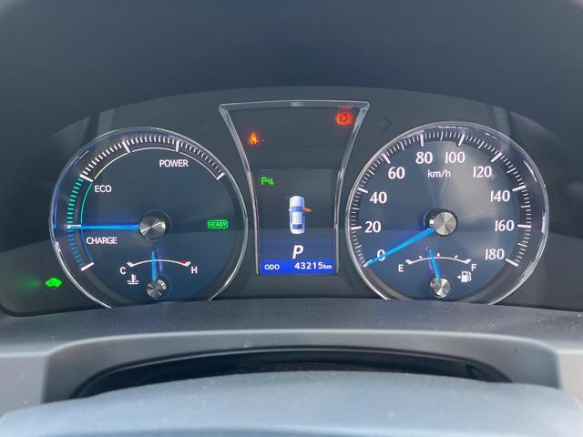 クラウンハイブリッド ロイヤルサルーンＧ　禁煙車　アドバンスパッケージ　ＨＩＤヘッドライト　純正１６インチＡＷ　革巻ステアリング　電動チルトテレスコピック　シートメモリー　パワーシート　スマートキー　スーパーライブサウンド　シートヒーター（27枚目）