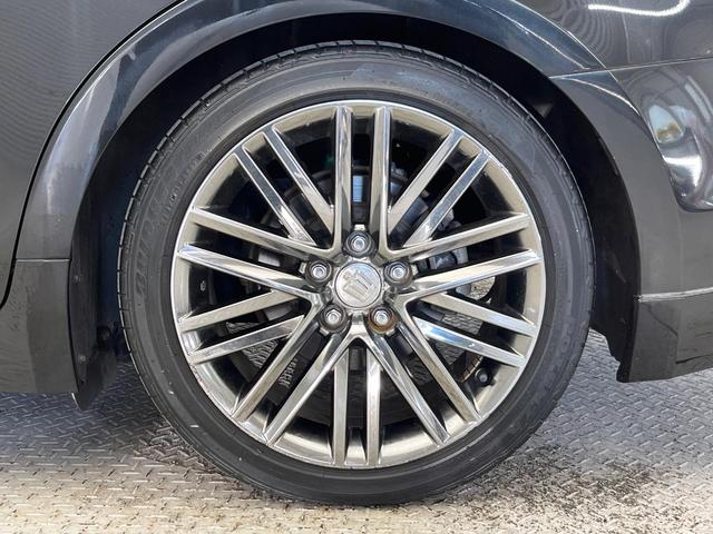 クラウンハイブリッド アスリートＧ　クルーズコントロール　ＨＩＤヘッドライト　純正１８スパッタリングＡＷ　革巻ステアリング　黒革シート　ベンチレーション　シートメモリー　スマートキー　スーパーライブサウンドシステム　ソナー　ＥＴＣ（78枚目）