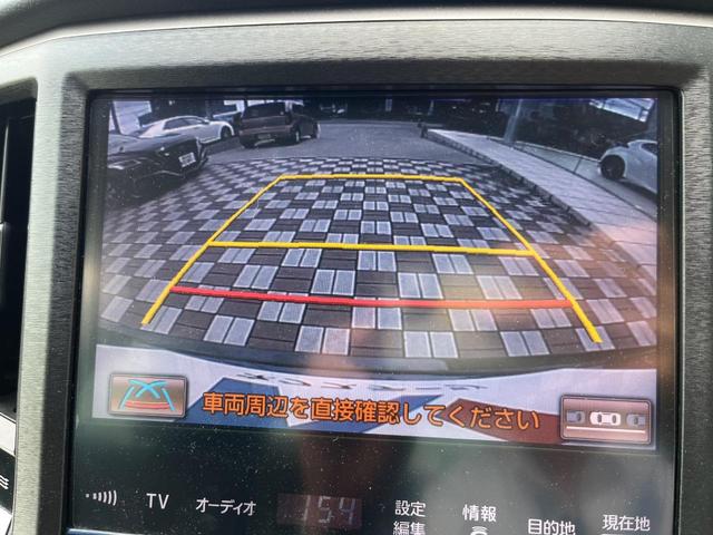 クラウンハイブリッド アスリートＧ　禁煙車　アドバンスパッケージ　ムーンルーフ　ＨＩＤヘッドライト　純正１８インチスパッタリングＡＷ　ＴＯＭＳステアリング　電動チルトテレスコピック　黒革　ベンチレーション　スーパーライブ　シートメモリー（6枚目）