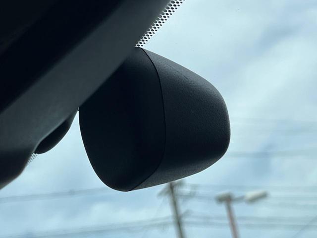 クラウンハイブリッド アスリートＧ　禁煙車　アドバンスパッケージ　ムーンルーフ　ＨＩＤヘッドライト　純正１８インチスパッタリングＡＷ　ＴＯＭＳステアリング　電動チルトテレスコピック　黒革　ベンチレーション　スーパーライブ　シートメモリー（44枚目）