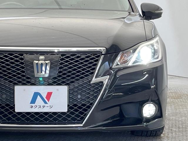 クラウンハイブリッド アスリートＧ　禁煙車　アドバンスパッケージ　ムーンルーフ　ＨＩＤヘッドライト　純正１８インチスパッタリングＡＷ　ＴＯＭＳステアリング　電動チルトテレスコピック　黒革　ベンチレーション　スーパーライブ　シートメモリー（54枚目）