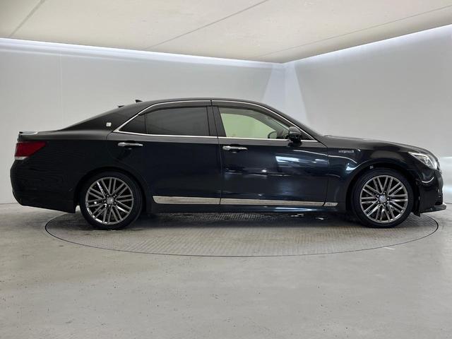 クラウンハイブリッド アスリートＧ　禁煙車　アドバンスパッケージ　ムーンルーフ　ＨＩＤヘッドライト　純正１８インチスパッタリングＡＷ　ＴＯＭＳステアリング　電動チルトテレスコピック　黒革　ベンチレーション　スーパーライブ　シートメモリー（57枚目）