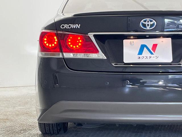 クラウンハイブリッド アスリートＧ　禁煙車　アドバンスパッケージ　ムーンルーフ　ＨＩＤヘッドライト　純正１８インチスパッタリングＡＷ　ＴＯＭＳステアリング　電動チルトテレスコピック　黒革　ベンチレーション　スーパーライブ　シートメモリー（58枚目）