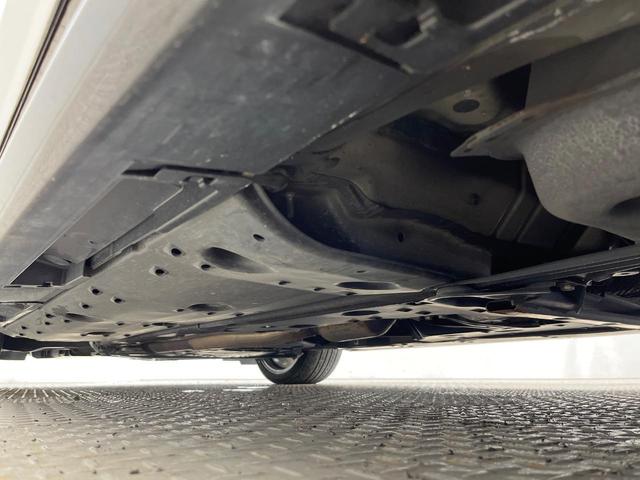 クラウンハイブリッド アスリートＧ　禁煙車　アドバンスパッケージ　ムーンルーフ　ＨＩＤヘッドライト　純正１８インチスパッタリングＡＷ　ＴＯＭＳステアリング　電動チルトテレスコピック　黒革　ベンチレーション　スーパーライブ　シートメモリー（68枚目）