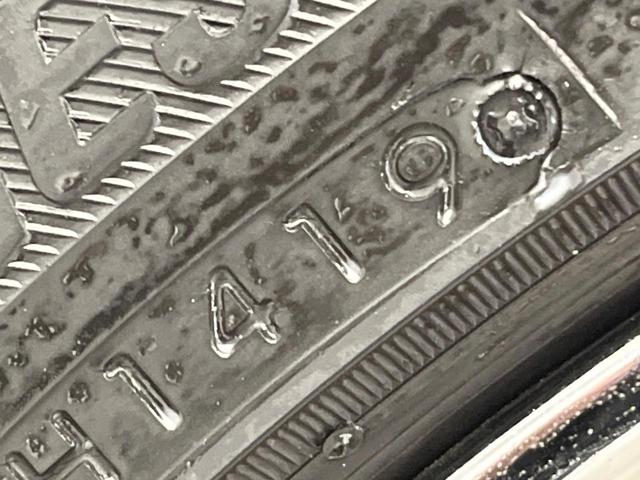 クラウンハイブリッド アスリートＧ　禁煙車　アドバンスパッケージ　ムーンルーフ　ＨＩＤヘッドライト　純正１８インチスパッタリングＡＷ　ＴＯＭＳステアリング　電動チルトテレスコピック　黒革　ベンチレーション　スーパーライブ　シートメモリー（71枚目）